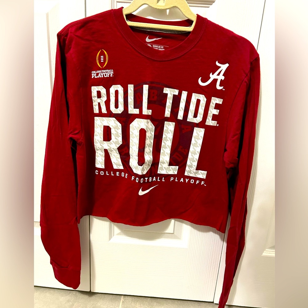 Univ of Alabama long sleeve crop top. Size small. Nike. College football playoff